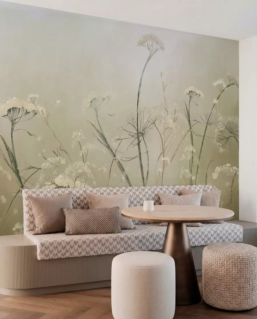 wall murals Бело дивље цвеће у магловитом пољу са меком, замућеном позадином од сепије w00903v1