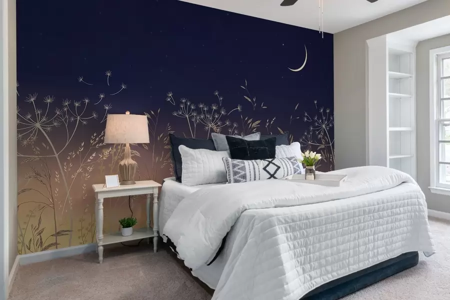 wall murals Маслачак са дивљим цвећем на позадини заласка сунца са плавим небом и месецом w08567