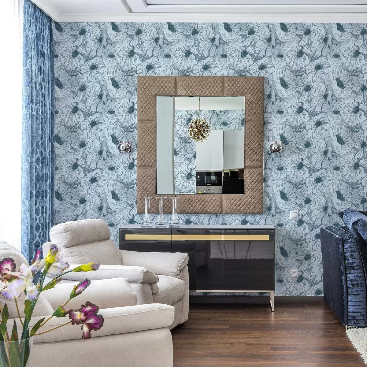 Позадина Линеарно цвеће у хладној сиво-плавој палети a00636v2