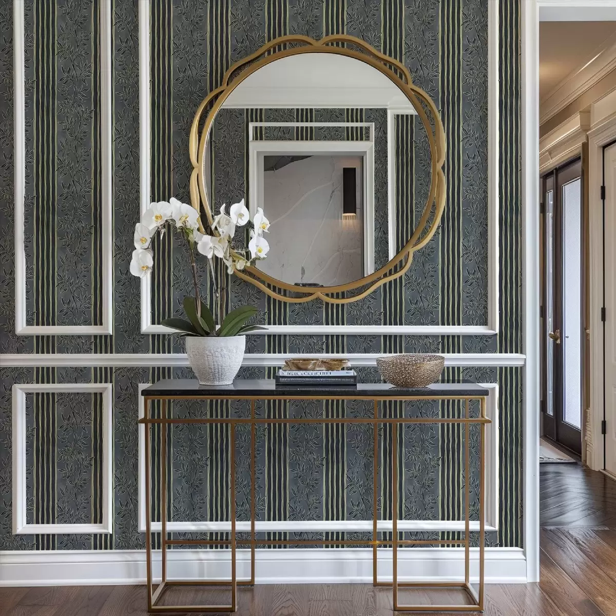 Позадина Вертикалне пруге са ботаничким узорцима у тамним тоновима a00648