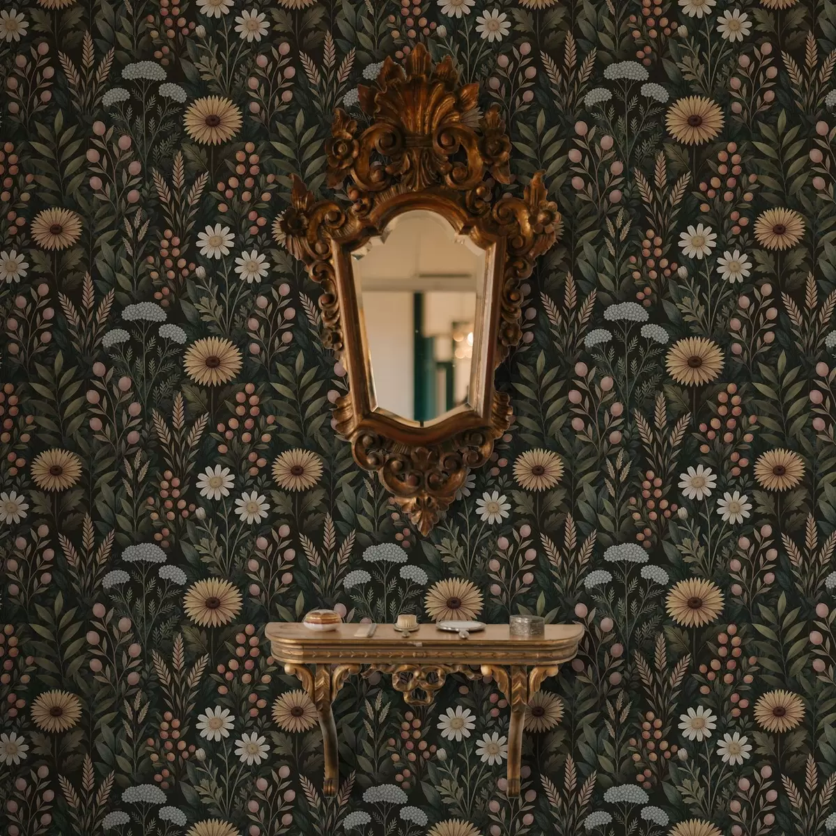 Позадина Дивље цвеће и бобице на тамној позадини, природни украс a00707