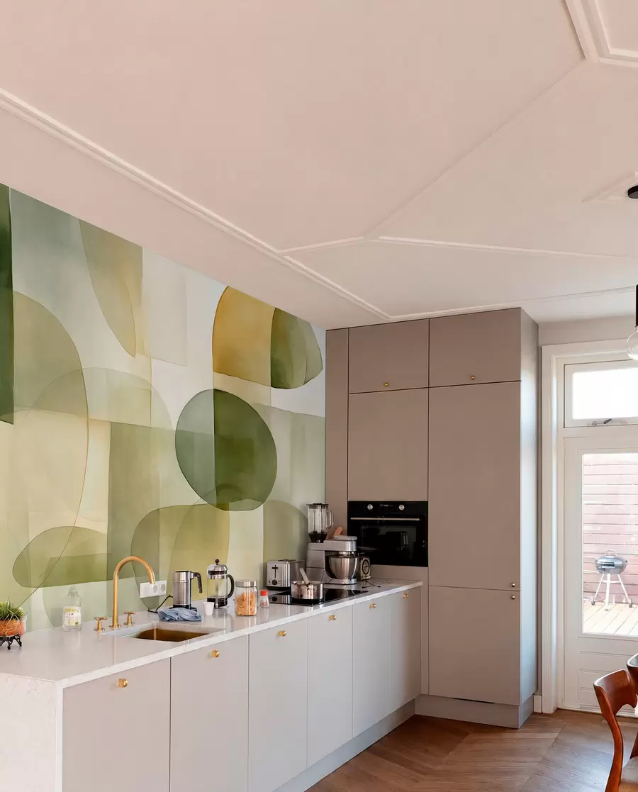 wall murals Апстрактни текстурирани облици у нијансама зелене и жуте, пригушени тонови, минималистичка композиција, неутрална позадина w09467