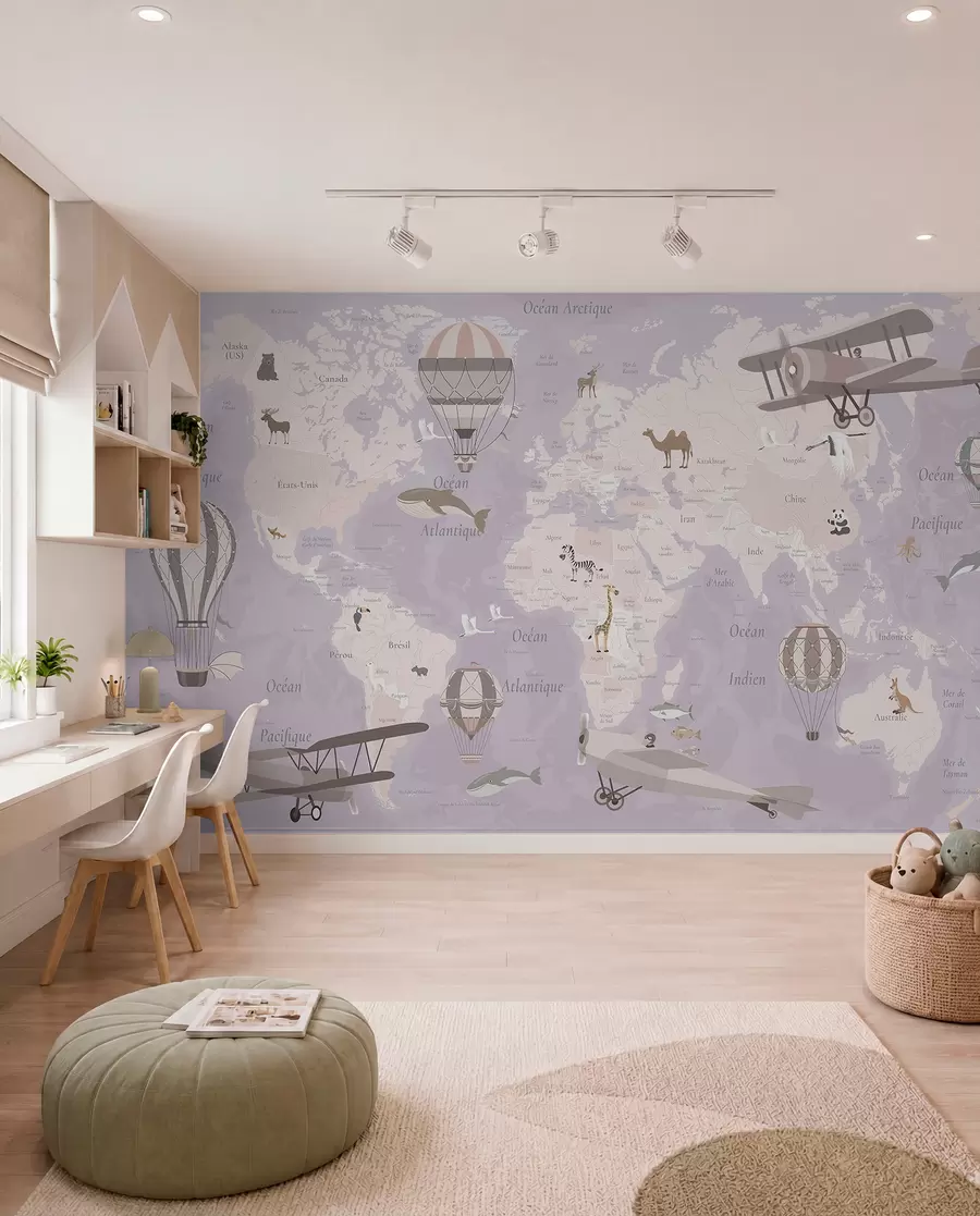 wall murals Мапа света за децу са животињама, авионима и балонима на врући ваздух. Француски језик. Љубичаста боја. c00003frv4