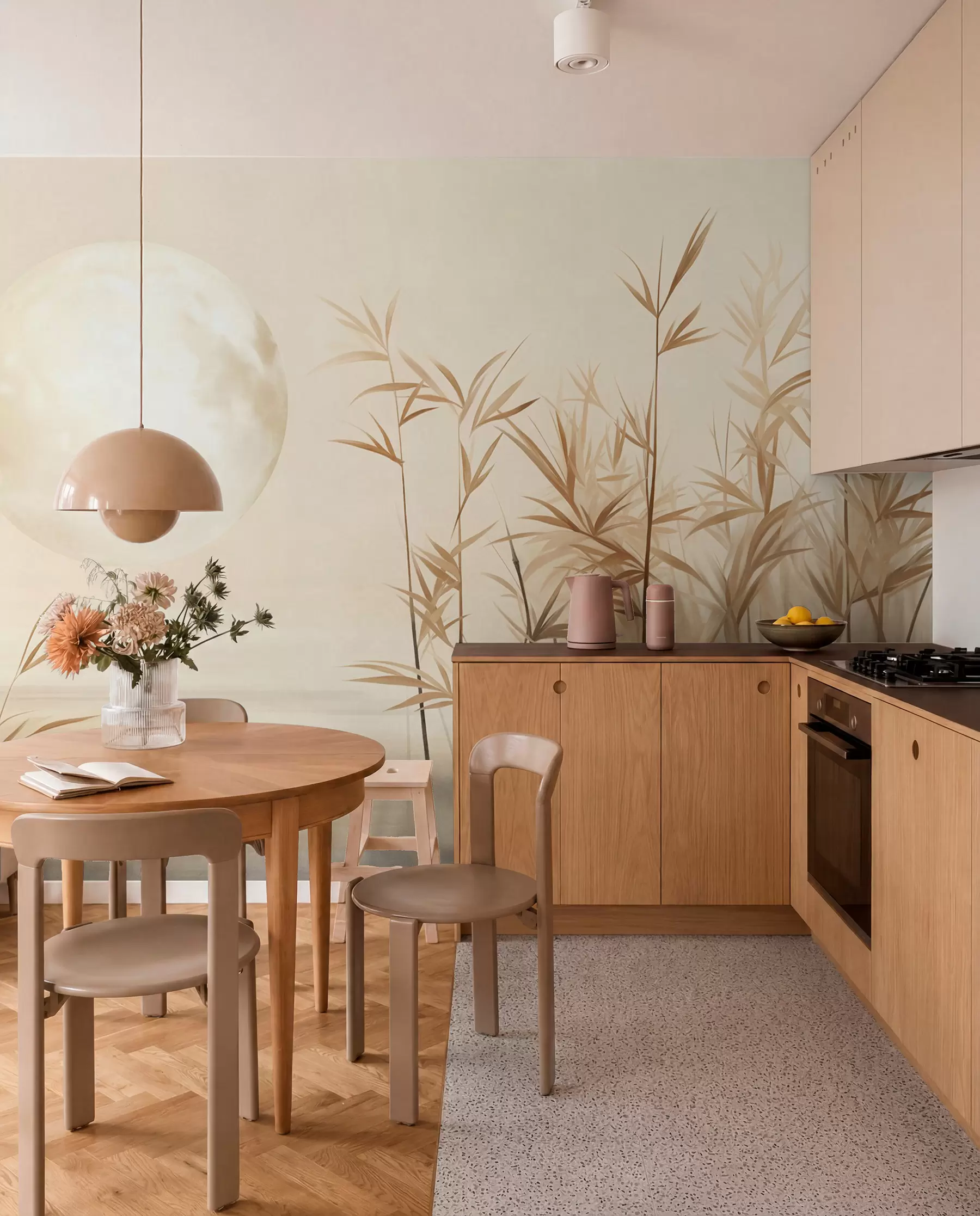 wall murals Текстурирани пејзаж са високом трском, језером и бледим месецом на магловитом небу w09631