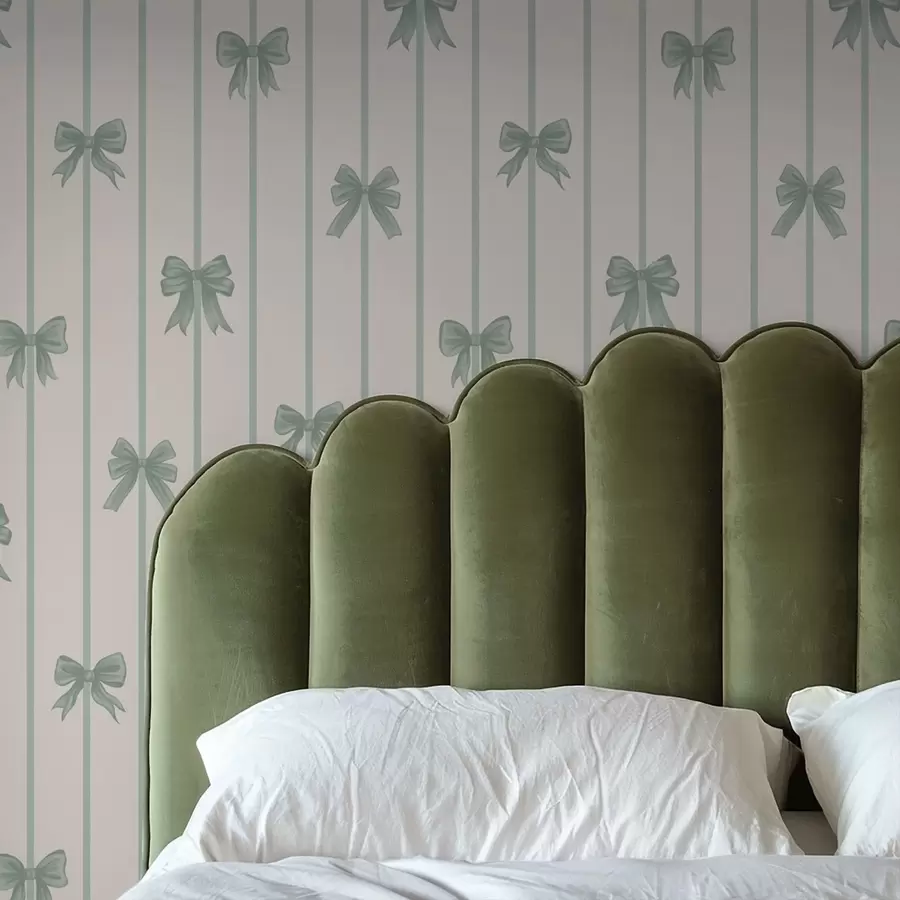 wall murals Зелене машне на пругастој беж позадини a01162v1