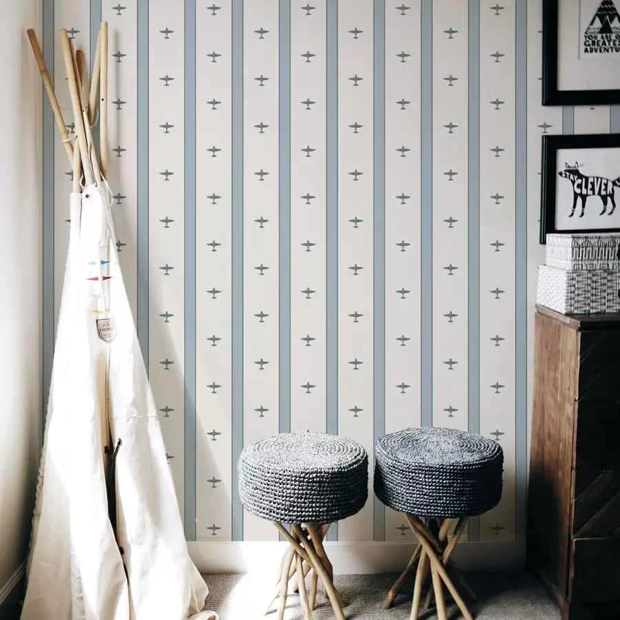 wall murals Мали авиони у пругама на плавој позадини a01171