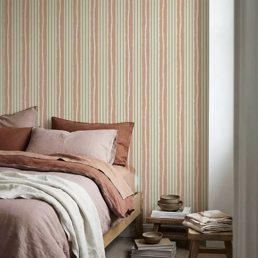 wall murals Вертикалне ружичасте и маслинасте пруге на светлој позадини a01268v4